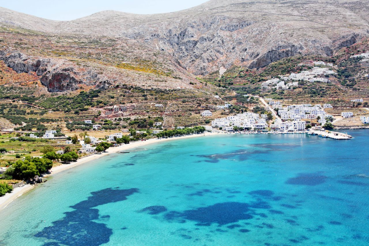 amorgos adası hakkında bilgiler, amorgos adasına nasıl gidilir, amorgos adası nerededir, amorgos adasında ne yapılabilinilir, amorgos adasında dalış yapmak